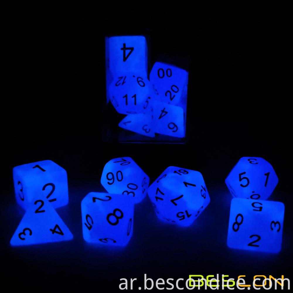 Frosty Amethyst Two Tone Glowing Dnd Dice 3